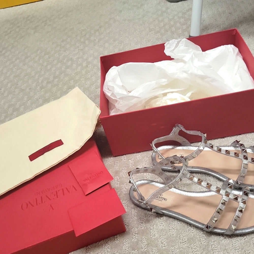 Valentino sandals new